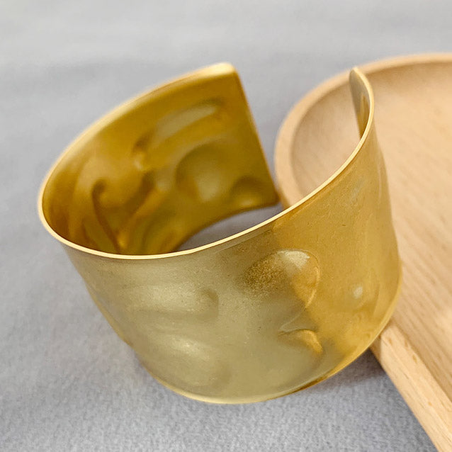 Egypt-style brass hammered wide arm cuff bangle bracelets Set of 5