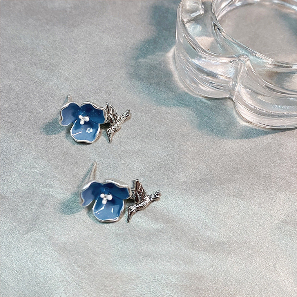 Vintage silver plated blue enamel drop bee bird charm stud earrings (5 pairs)