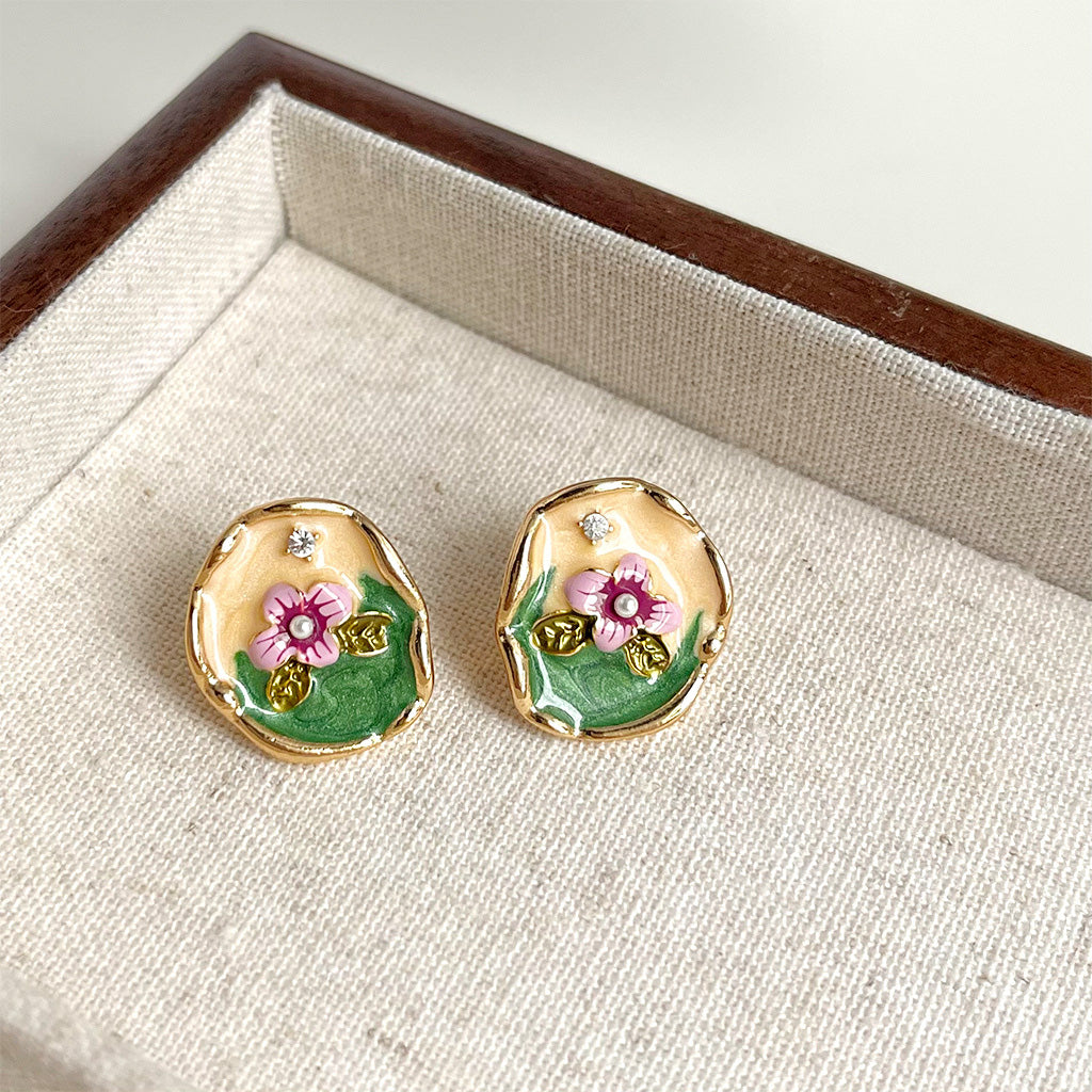 Flower painting 14k gold plated enamel with rhinestones and pearl stud earrings (5 pairs)