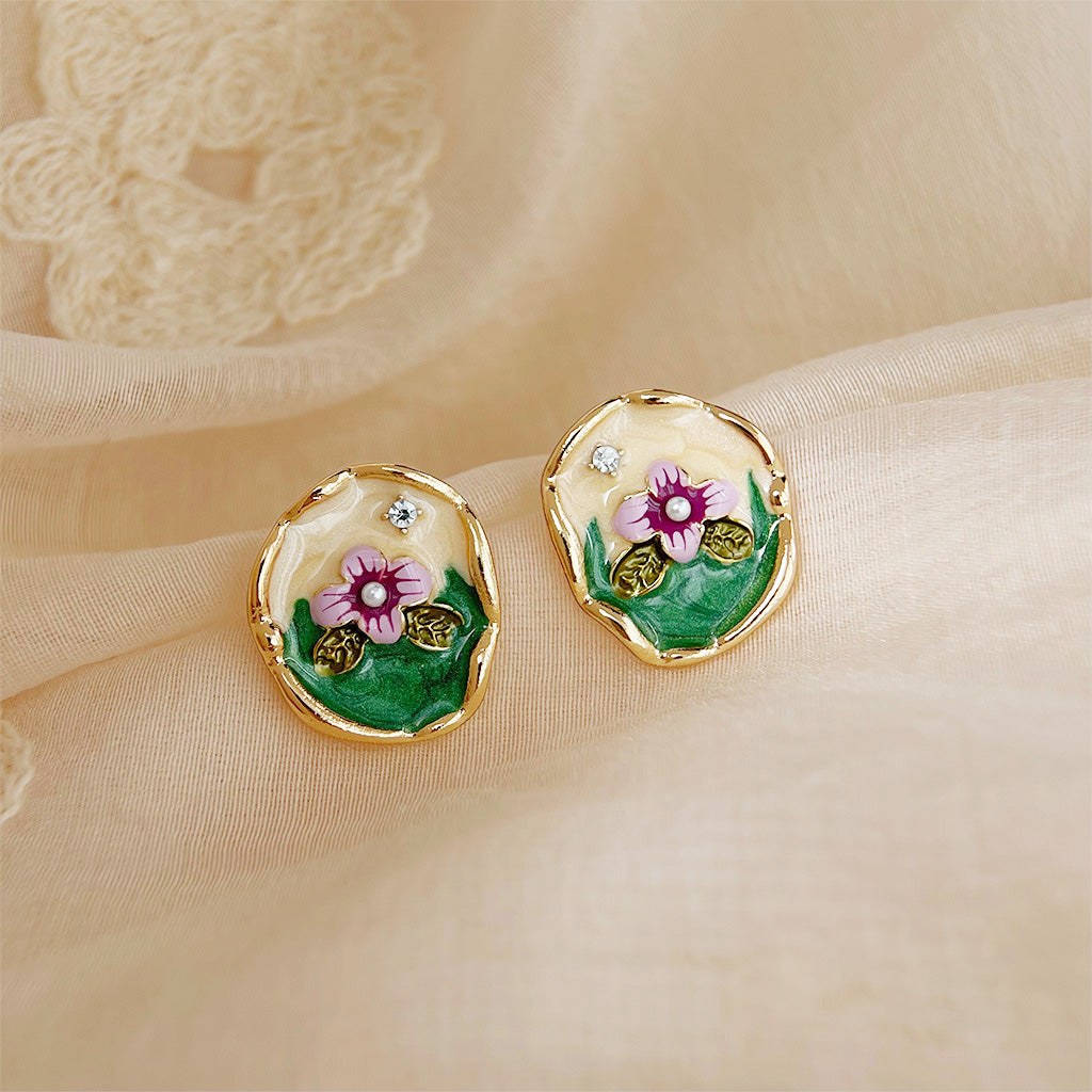 Flower painting 14k gold plated enamel with rhinestones and pearl stud earrings (5 pairs)