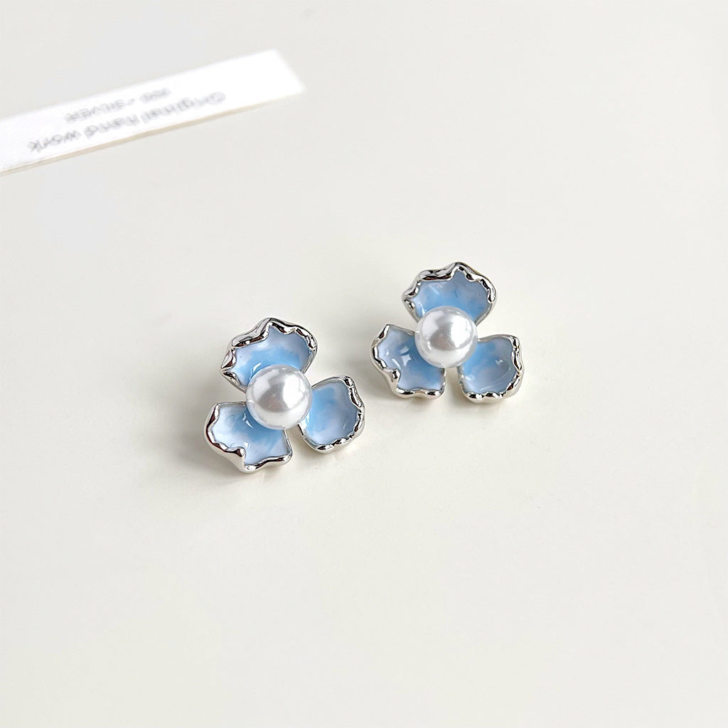 Wholesale silver plated gradient blue enamel iris flower pearl stud earrings (5 pairs)