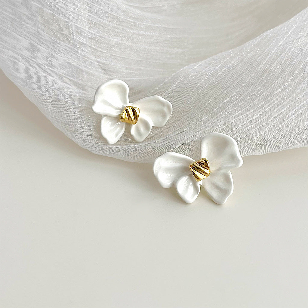 Wholesale gold plated white enamel knot bow stud earrings (5 pairs)