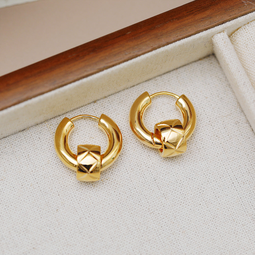 Vintage gold plated 20mm huggie hoop earrings (5 pairs)