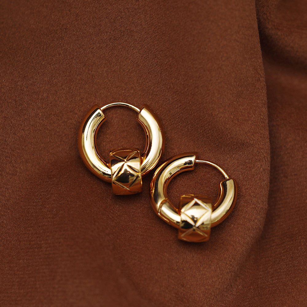 Vintage gold plated 20mm huggie hoop earrings (5 pairs)
