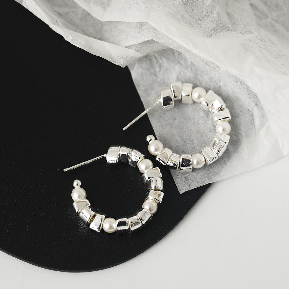 silver small square beads with pearl C hoop earrings (5 pairs)