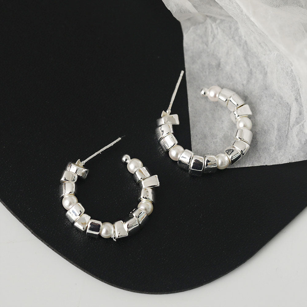 silver small square beads with pearl C hoop earrings (5 pairs)