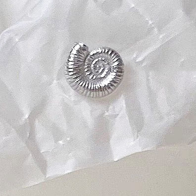925 sterling silver asymmetrical sea shell conch stud earrings (5 pairs)