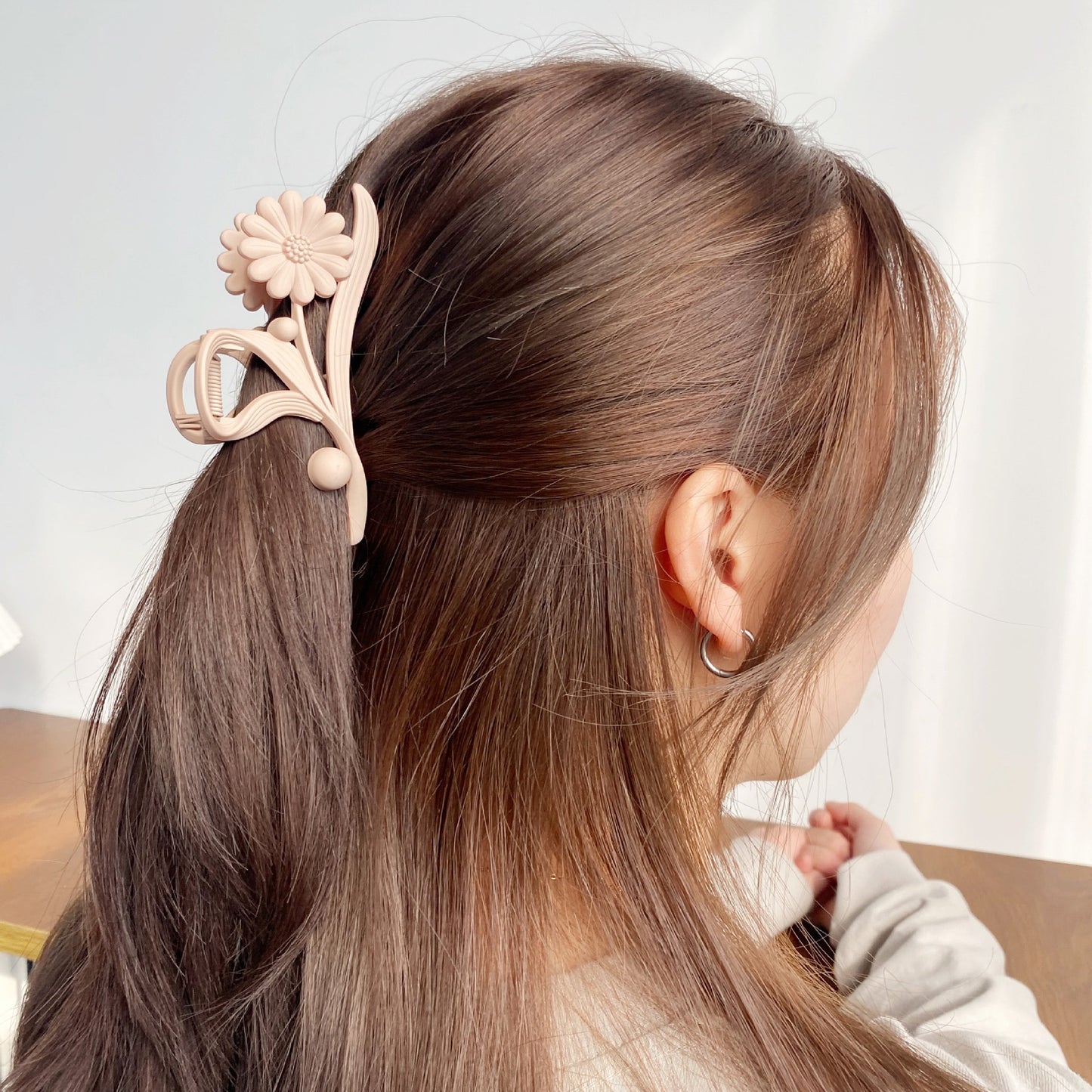 Wholesale fashion accessories daisy flower hair claw clips (5 pcs)
