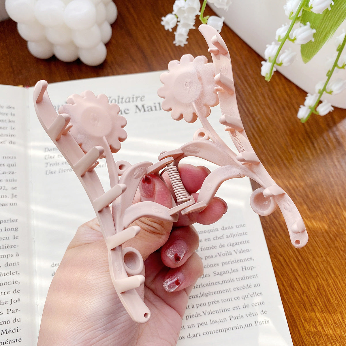 Wholesale fashion accessories daisy flower hair claw clips (5 pcs)