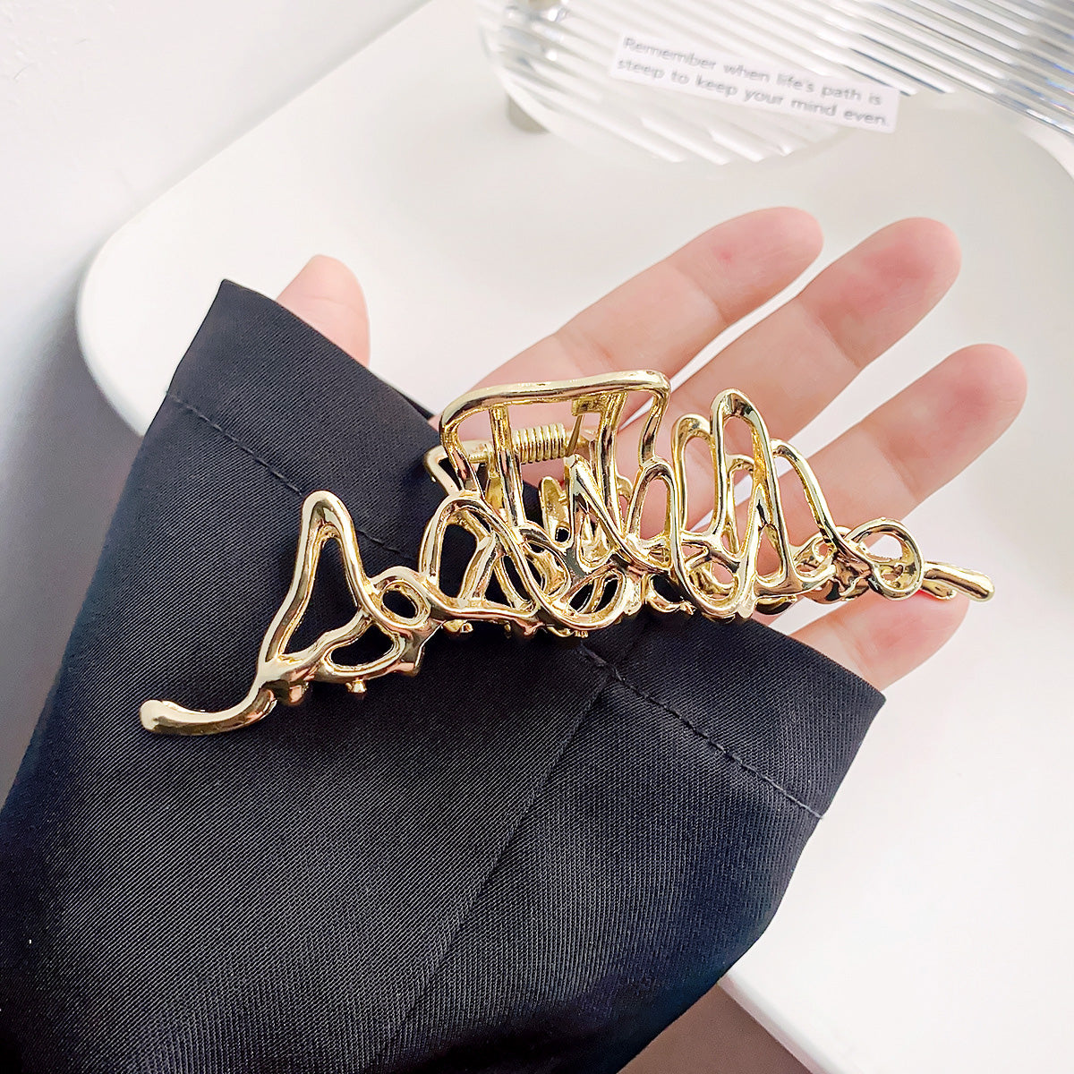 Metal alloy hollow geometric large back head hair claw clips (5 pcs)