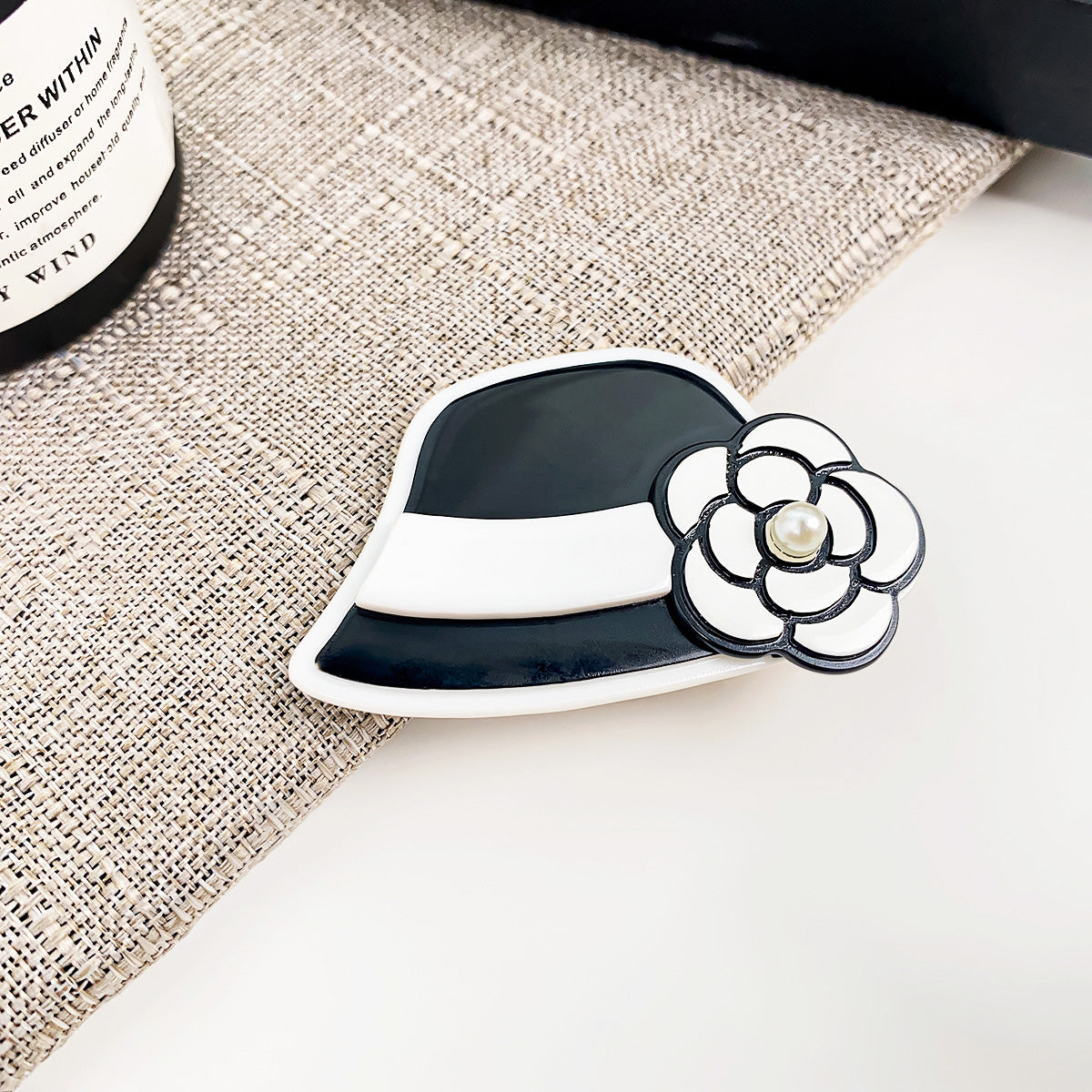 Fashion hairgrip camellia black acrylic pearl hair clips (5 pcs)