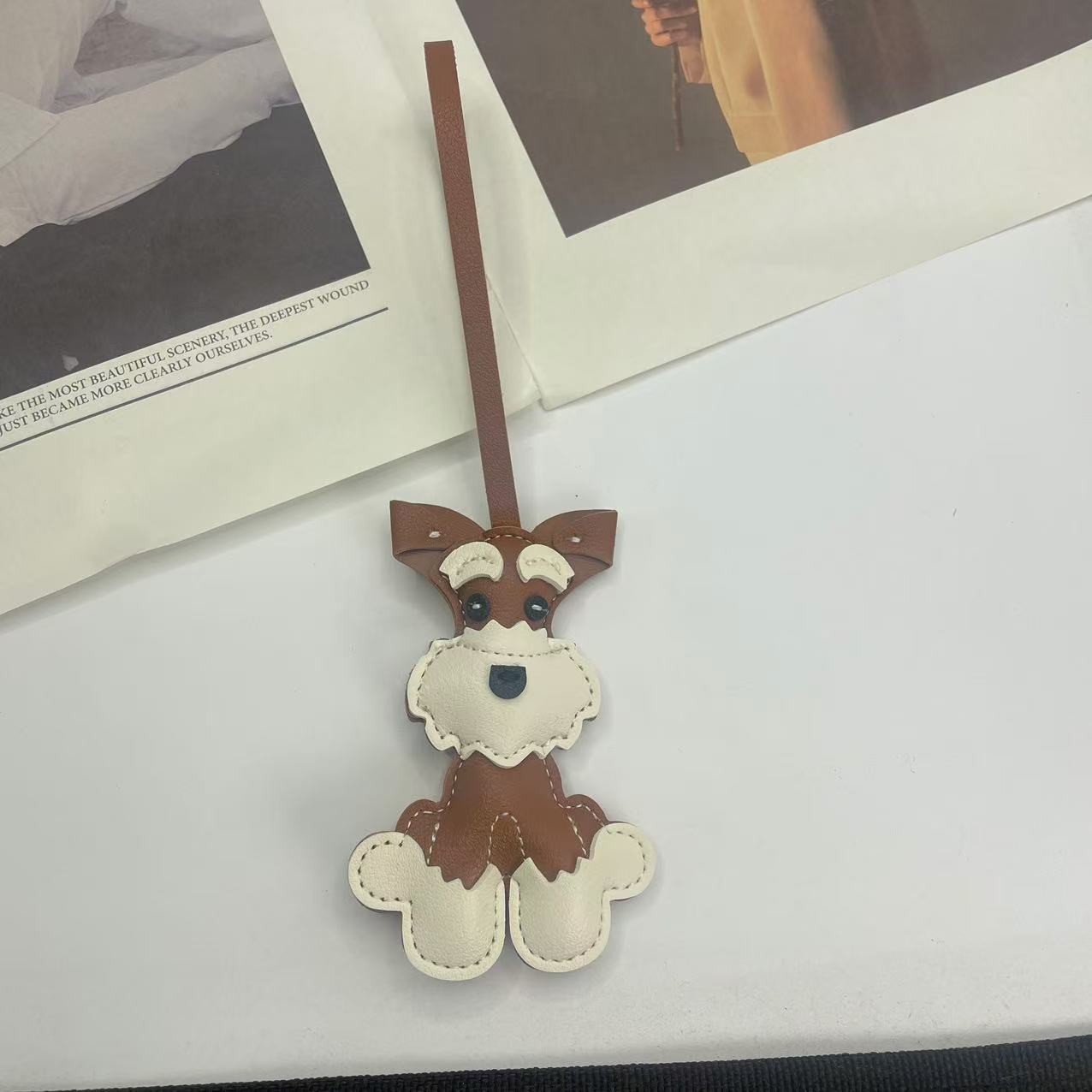 Creative Schnauzer Dog Leather Keychain — Stylish Car Pendant & Bag Charm (5 pcs)