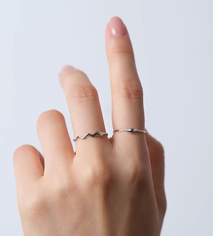 Wavy Band Ring 925 Sterling Silver 18K Gold Plated Teardrop Minimalist Gold Ring for Women Set of 5