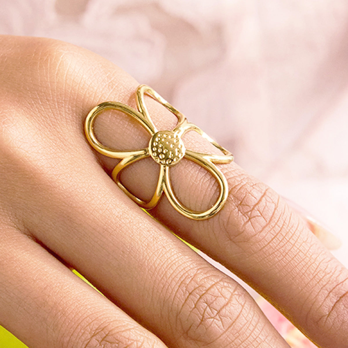 Minimalist open petal daisy ring in gold tone, styled with soft girl aesthetic, a trendy Korean-style flower accessory for daily wear
