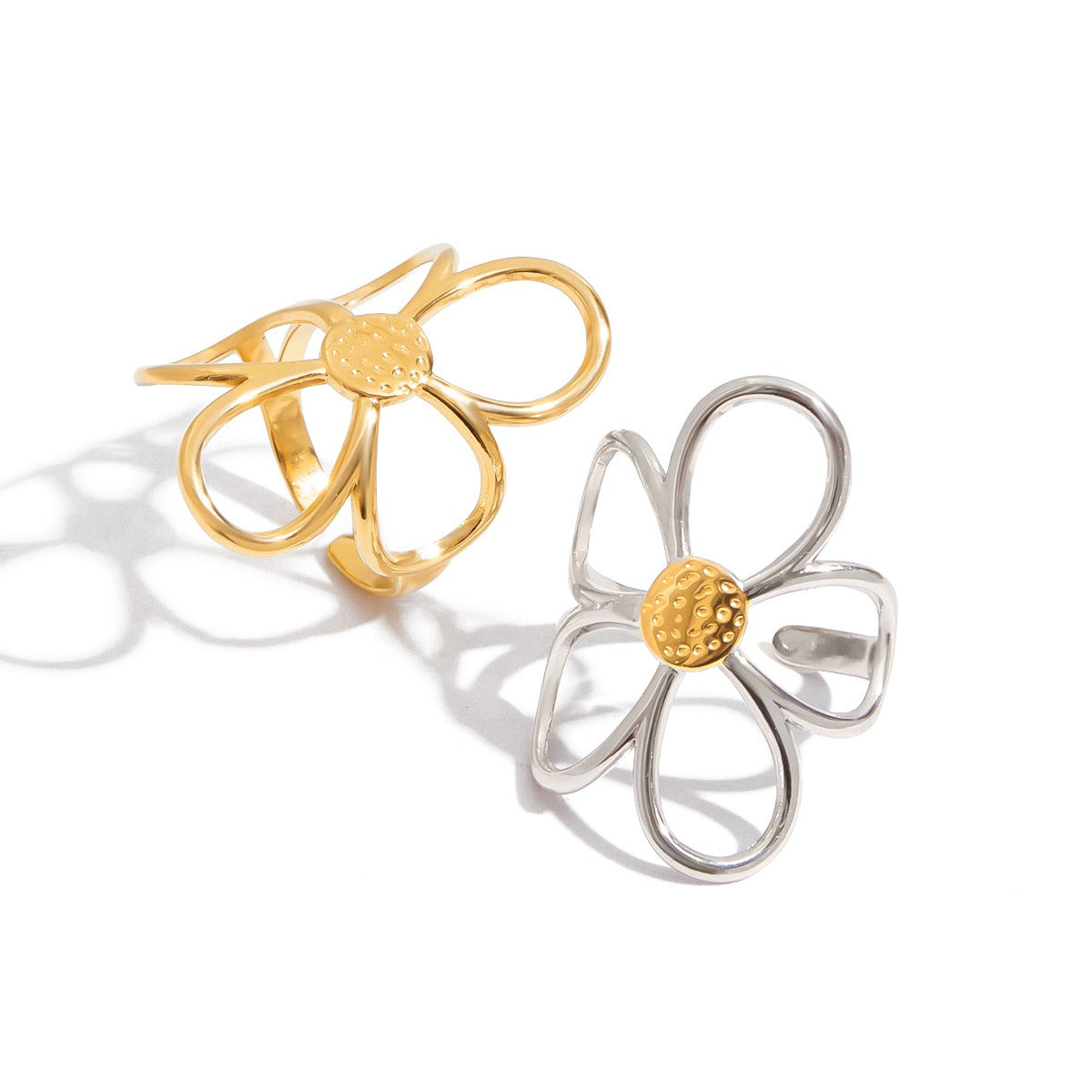 Set of two daisy rings in gold and silver tone, non tarnish stainless steel design with Korean trendy floral elements