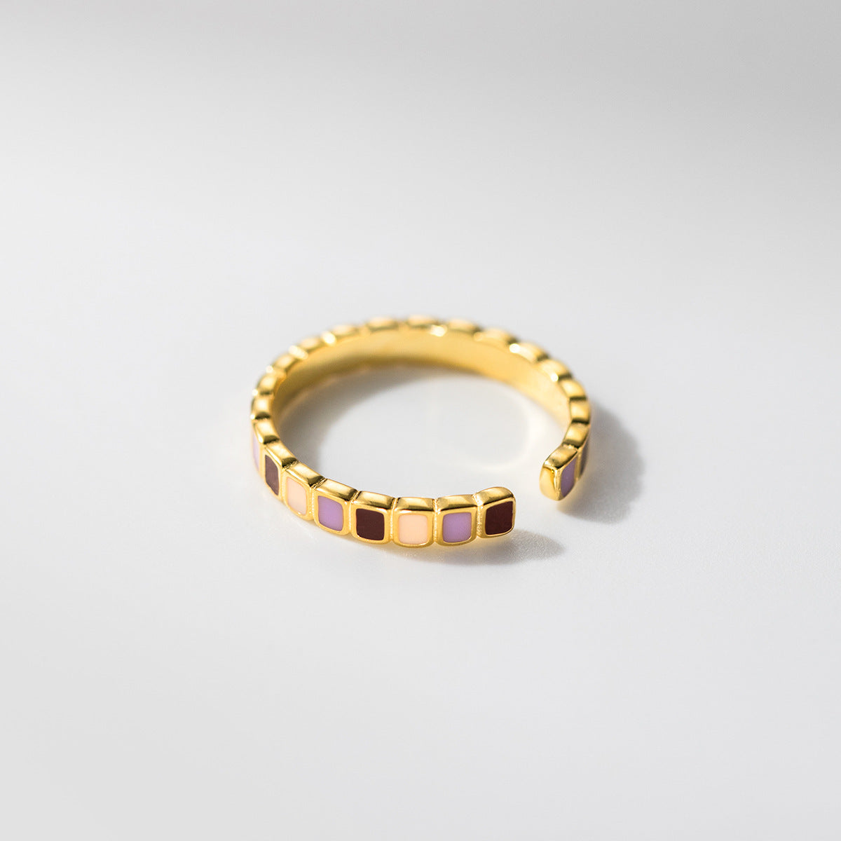 Top view of wholesale 925 sterling silver gold-plated adjustable color block enamel ring, minimalist geometric design for everyday jewelry wholesale.