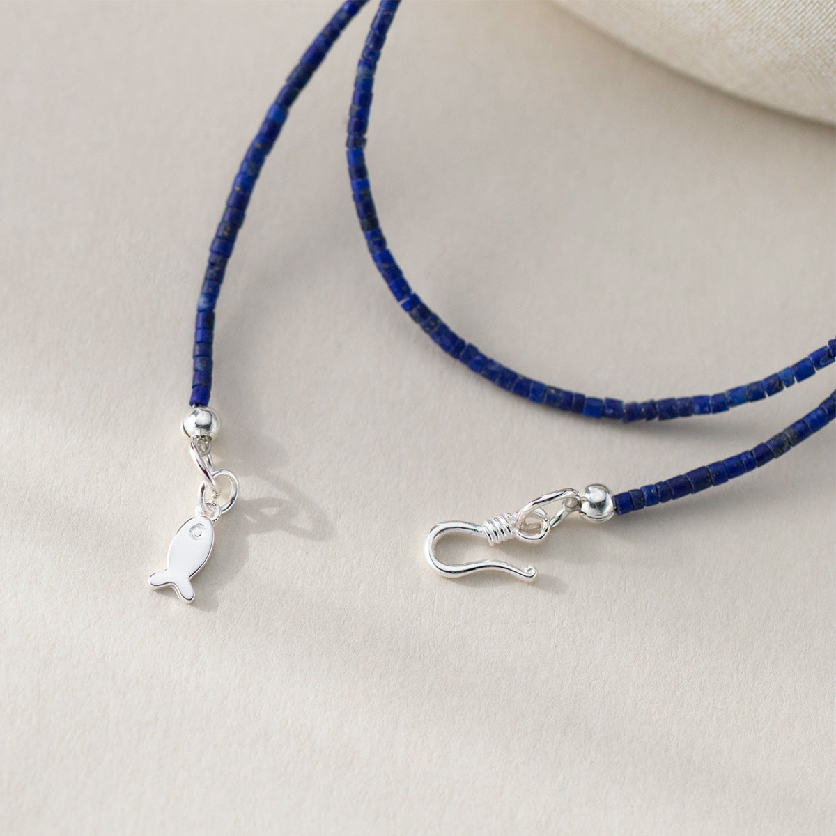 Wholesale 925 sterling silver lapis lazuli fish bracelet for fashion jewelry retailers and gift shops