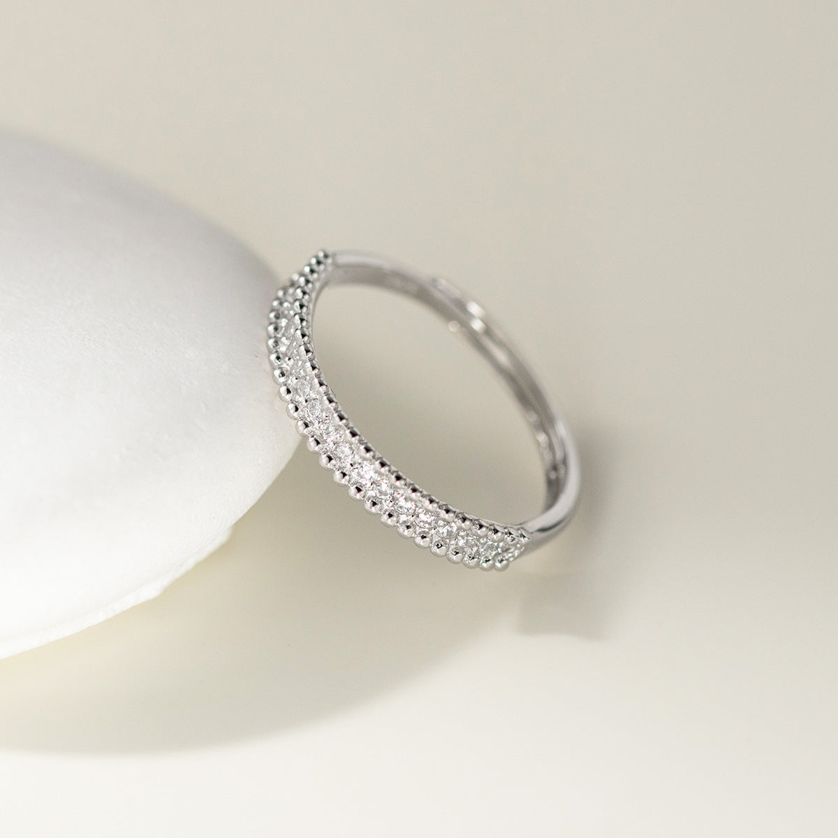Wholesale 925 sterling silver CZ ring with double beaded edge design, minimalist everyday jewelry for women