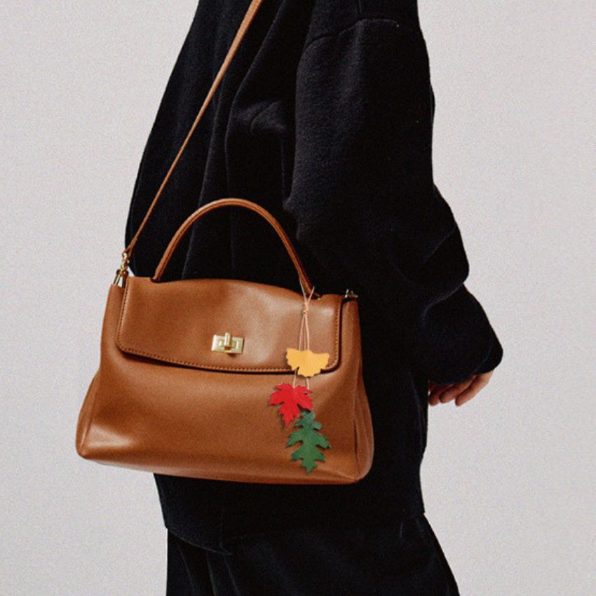 Ginkgo Maple Oak Leaf Leather Bag Charm Wholesale for Handbag Decoration and Car Charm Accessories