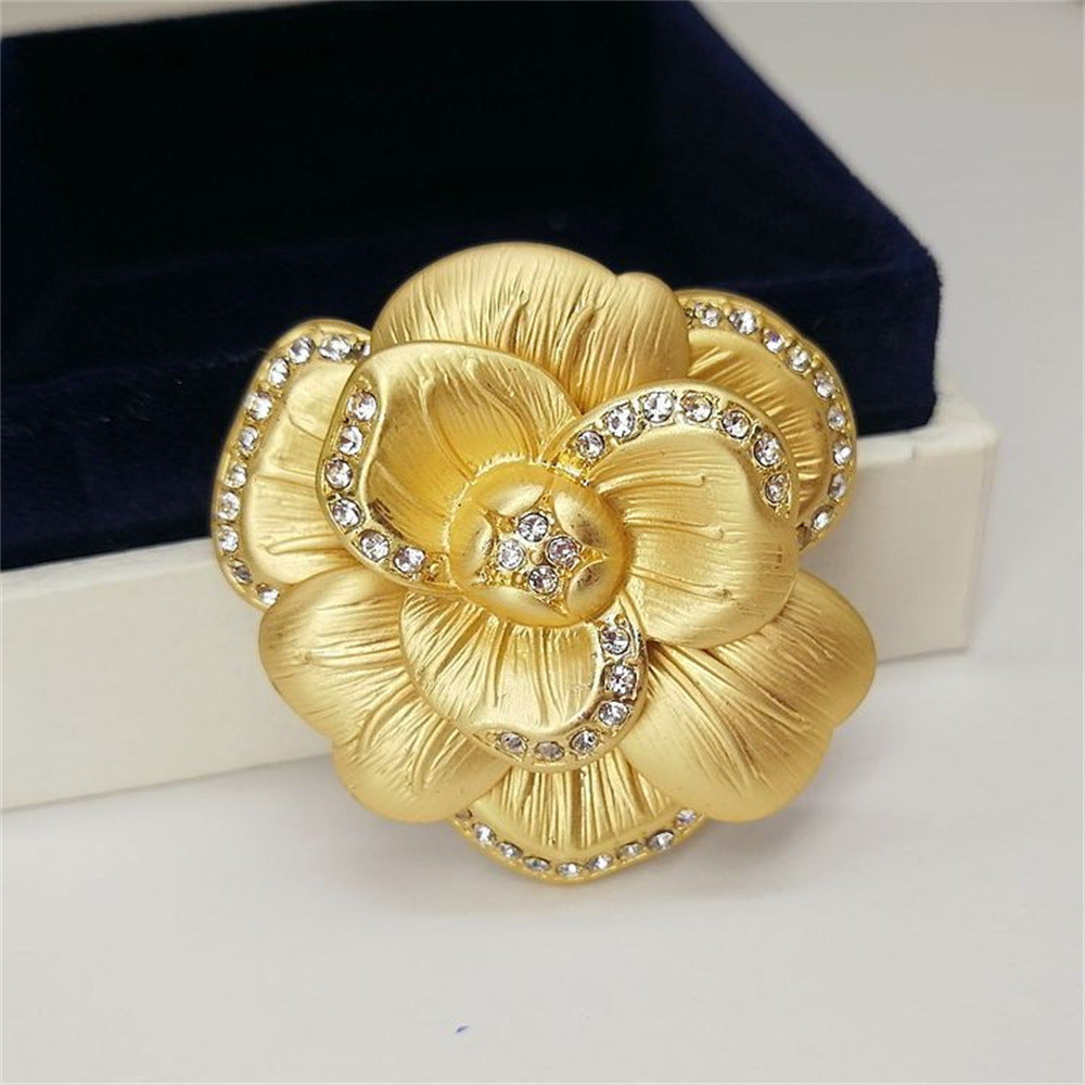 Vintage Matte Gold Leaf & Camellia Rhinestone Brooch for Women (5 pcs)