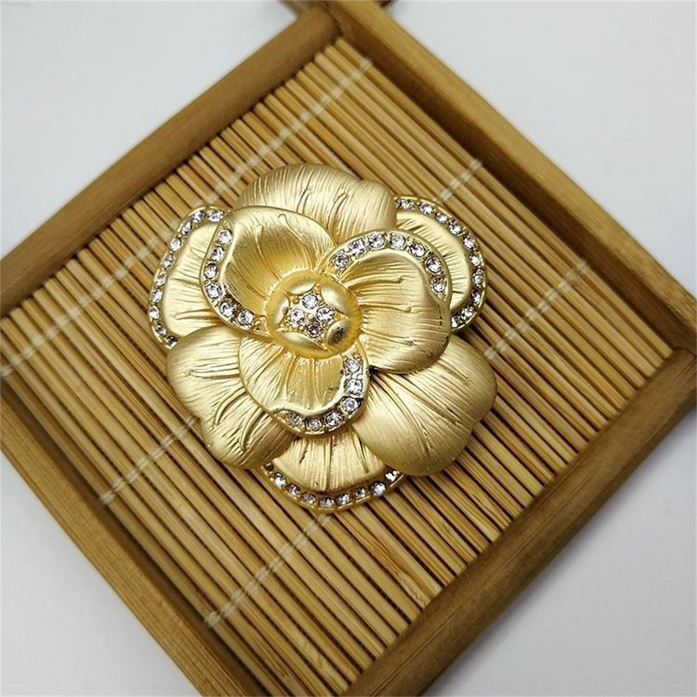 Vintage Matte Gold Leaf & Camellia Rhinestone Brooch for Women (5 pcs)