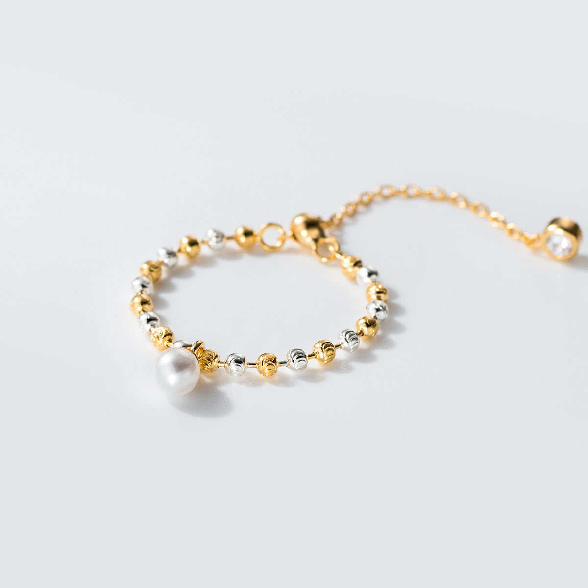Two tone 925 sterling silver beaded pearl adjustable ring wholesale jewelry – gold and silver bead design with pearl charm