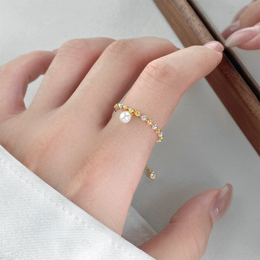 Wholesale adjustable two tone pearl beaded ring in 925 silver – gold and silver bead mix, perfect for fashion jewelry suppliers