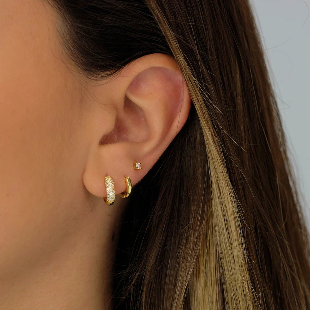 Wholesale 5 piece minimalist S925 sterling silver huggie hoop and stud set.