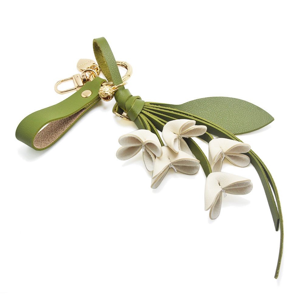 PU leather orchid keychain wholesale white flower bag charm for purses and handbags