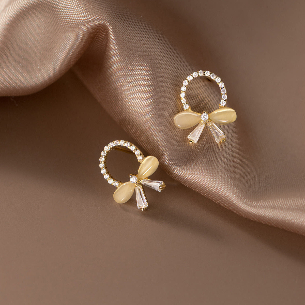 925 Sterling Silver Elegant French-Inspired Zirconia Butterfly Knot Earrings (5 Pairs)