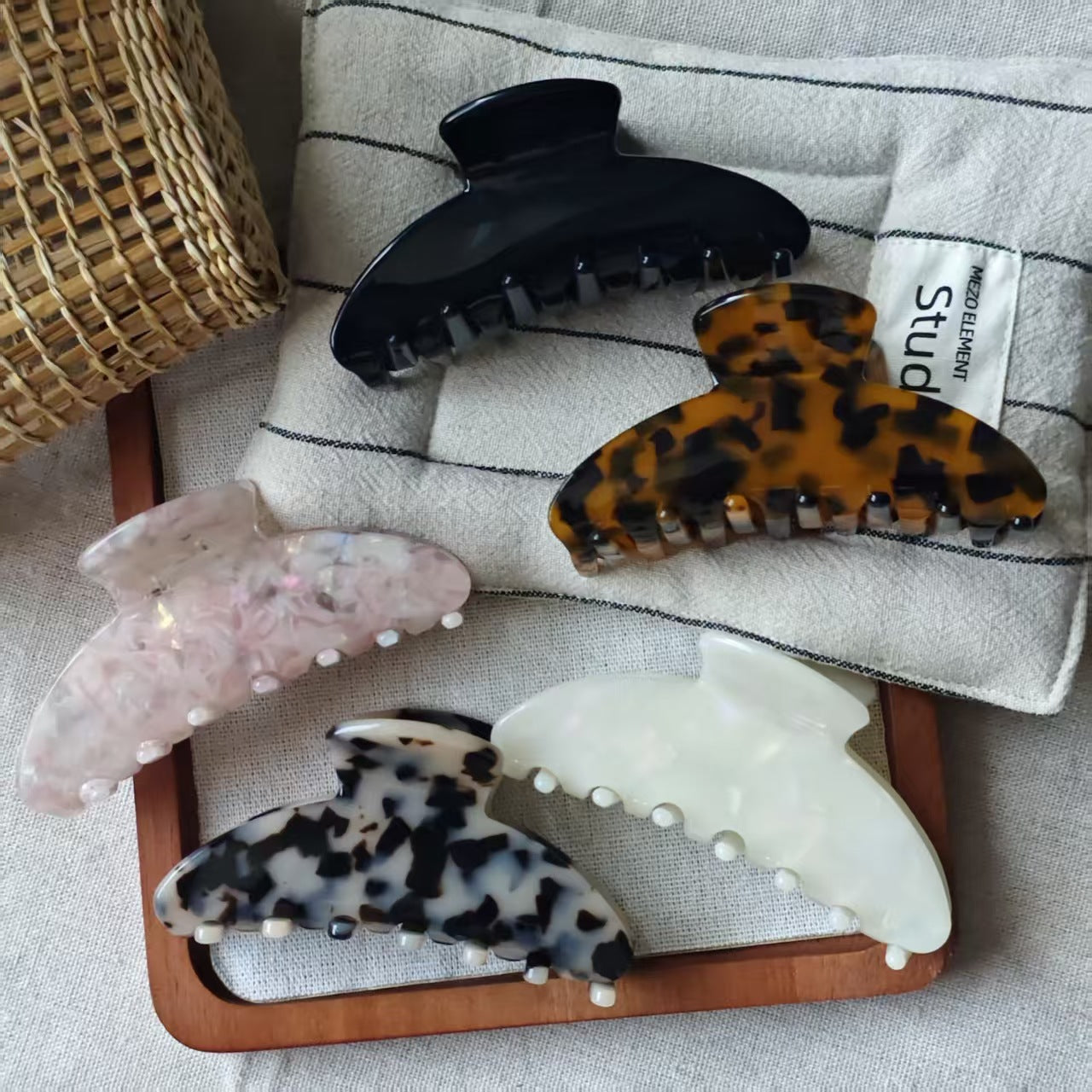 5 Pcs Acetate Tortoise Claw Clip set for thick hair updo.