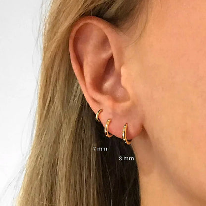 Boucles d'oreilles à tige en argent sterling 925 avec petites créoles pour cartilage (10 paires)