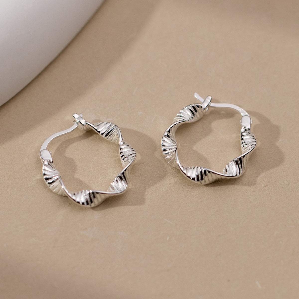 925 sterling silver twisted geometric circle hoop earrings (5 pairs)