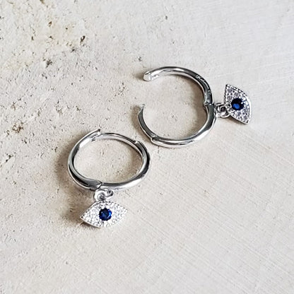 Boucles d'oreilles créoles mauvais œil en argent sterling 925 et zircon bleu (10 paires)