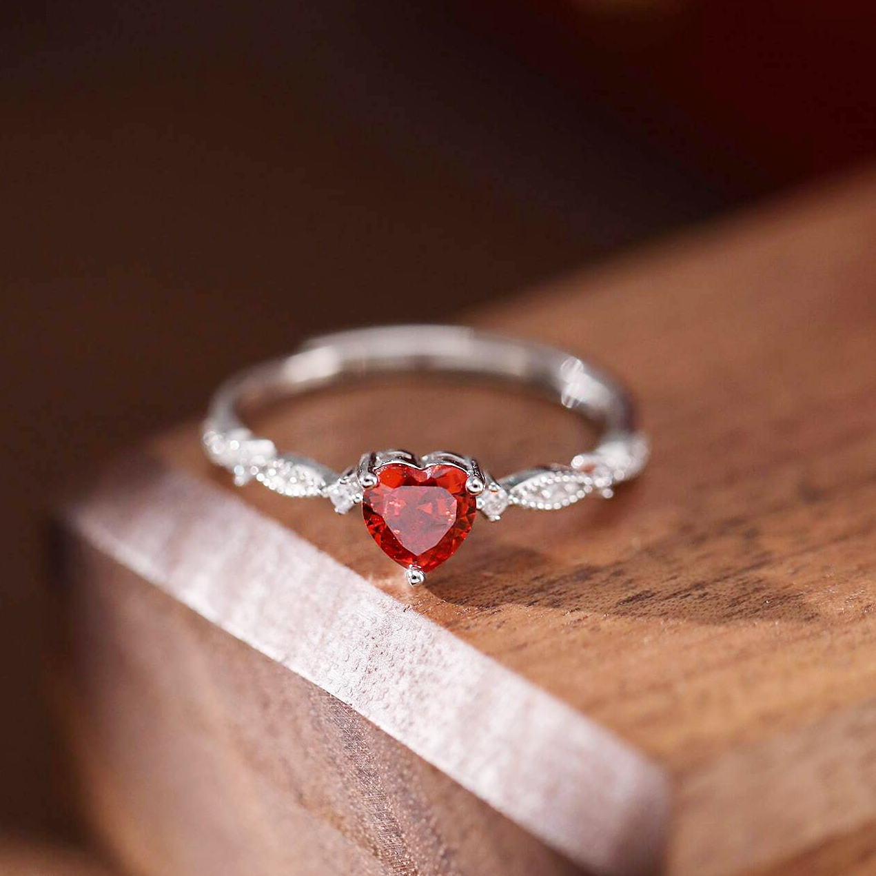 925 sterling silver red heart-shaped ruby ring Set of 5