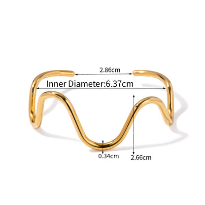 Bracelets joncs à manchette courbe ondulée en acier inoxydable plaqué or 18 carats Ensemble de 10