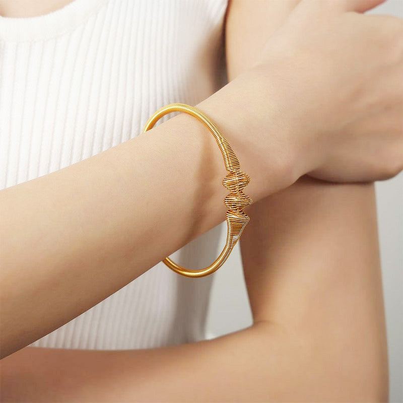 Nordic vintage style stainless steel gold wire wrap open cuff bangles Set of 5