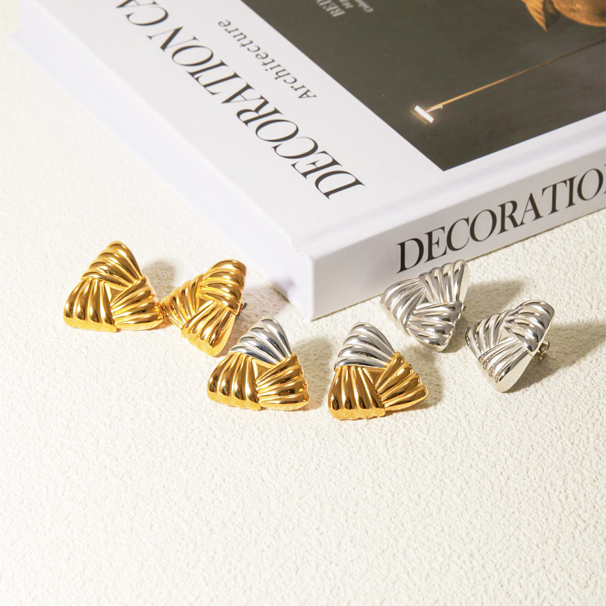 Boucles d'oreilles en forme de triangle à tissage épais en acier inoxydable (10 paires)