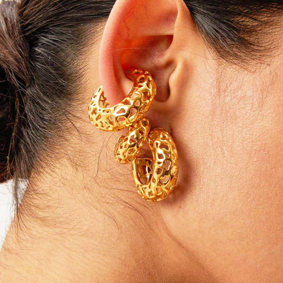 Aretes gruesos en forma de C huecos de 2 cm chapados en oro de acero inoxidable (10 pares)