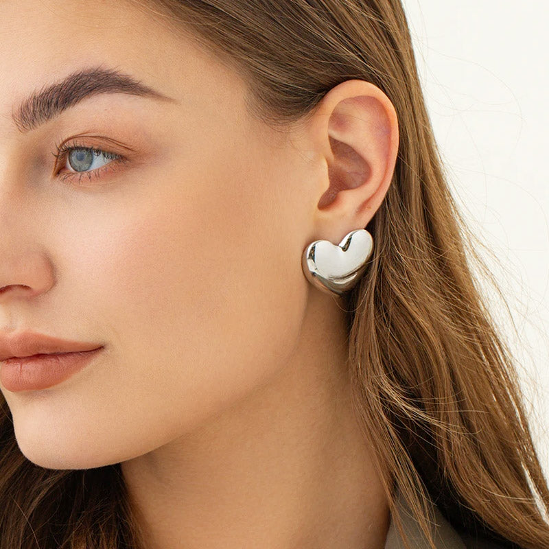 Boucles d'oreilles à tige en acier inoxydable hypoallergéniques à gros cœur (10 paires)