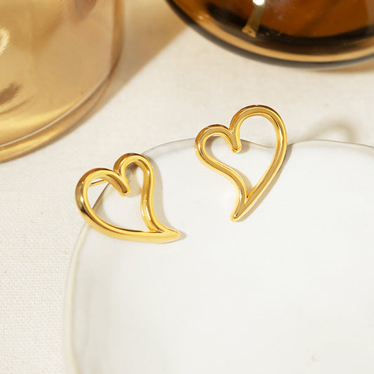 Stainless steel tarnish-free gold hollow heart stud Earrings (5 pairs)