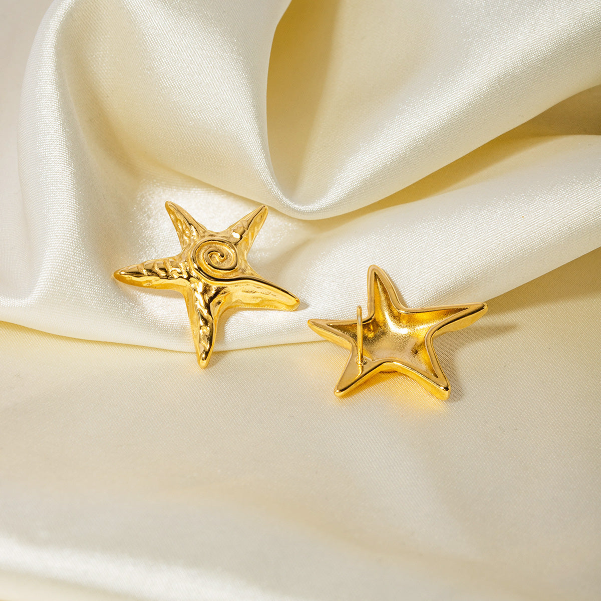 Stainless steel waterproof 18k gold plated star stud earrings (5 pairs)