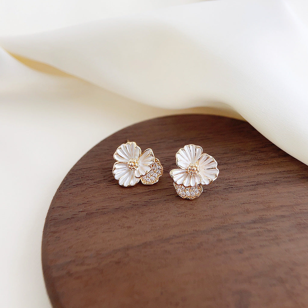 14k gold plated white enamel with zircon flower stud earrings (5 pairs)