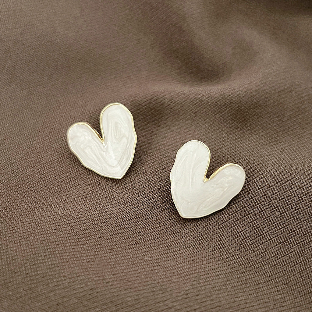 Sweet white enamel geometric heart stud earrings (5 pairs)