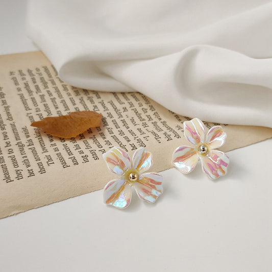 Rainbow effect color resin white flower stud earrings (5 pairs)