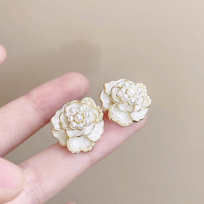 Wholesale 14k gold plated enamel camellia flower pearl stud earrings (5 pairs)