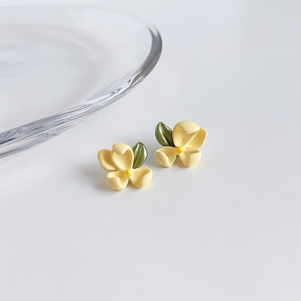 Wholesale yellow enamel 3D Cape Jasmine gardenia flower stud earrings (5 pairs)