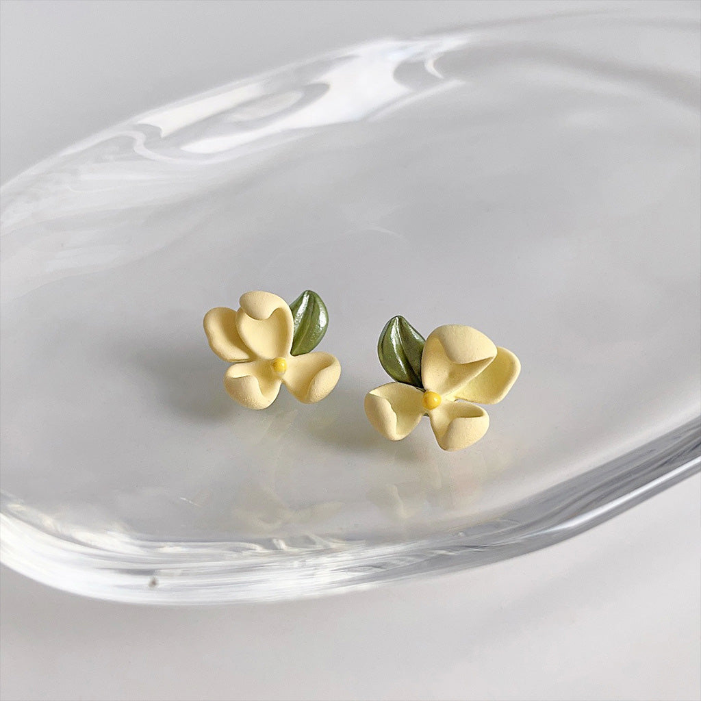 Wholesale yellow enamel 3D Cape Jasmine gardenia flower stud earrings (5 pairs)