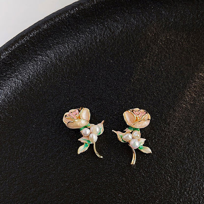 Vintage style 14k gold plated enamel 3D rose flower with pearl stud earrings (5 pairs)