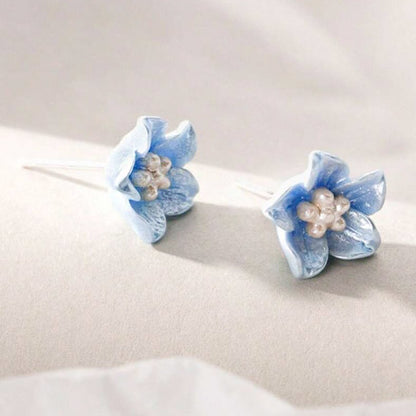 Light blue resin small floral flower stud earrings (5 pairs)